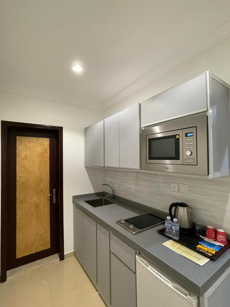 Aparthotel Al Manzil Almutmeez à DDjeddah Extérieur photo