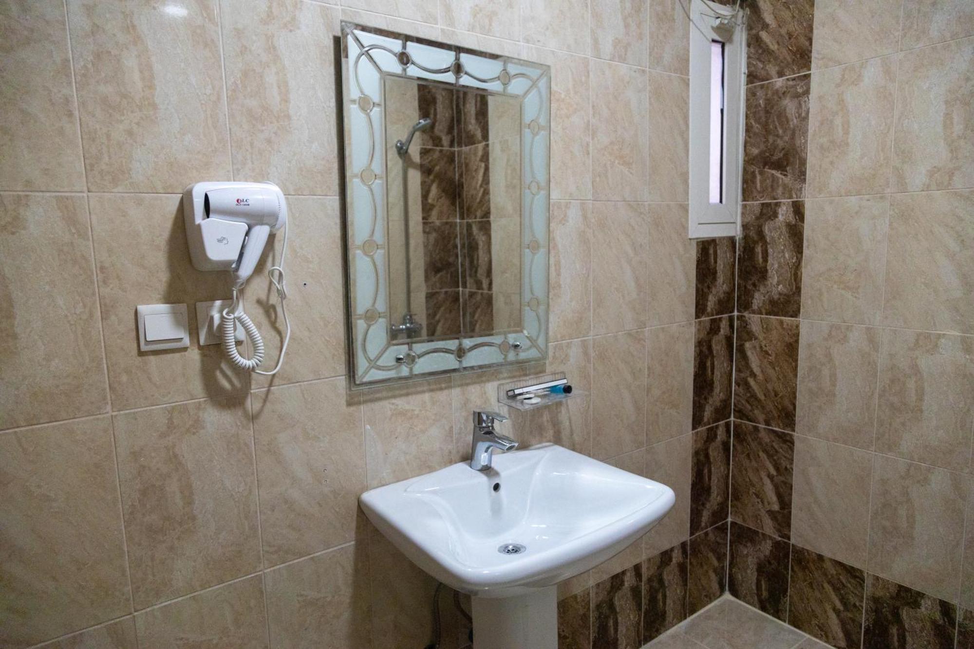 Aparthotel Al Manzil Almutmeez à DDjeddah Extérieur photo